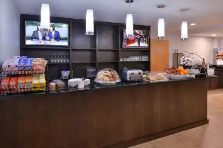 Wingate By Wyndham - Greenville-Airport - 10