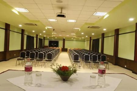 Mount Kailash Resort - 12