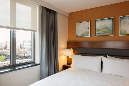 Hilton Garden Inn Long Island City New York - 6