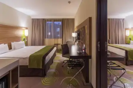 Holiday Inn Kyiv by IHG - 40