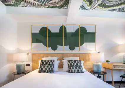 Maisons du Monde Hôtel & Suites - La Rochelle Vieux Port - 2