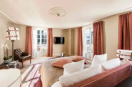 Le Grand Bellevue - 83