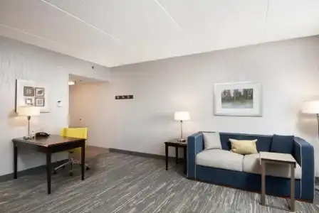 Hampton Inn & Suites Barrie - 46