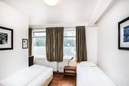 Guesthouse Aurora - 16