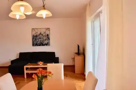 Apartment 3 Beaches With Free Parking - 306