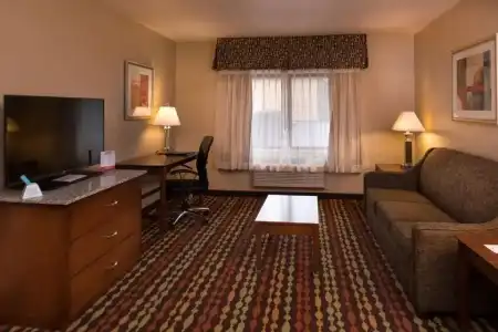 Best Western Ambassador Inn & Suites - 134