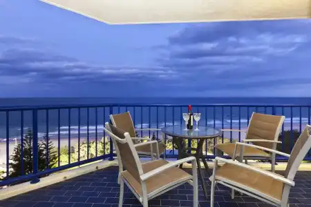 Surf Regency Apartments - 55