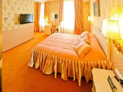 Alleya Grand - 25