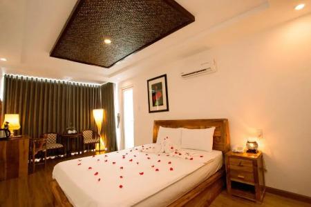 Rex and Apartment - 52