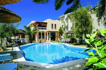 Aquarius Apartments - 9