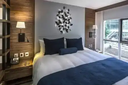 FlowSuites WTC - 60
