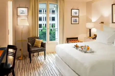 Hôtel Montaigne - 32