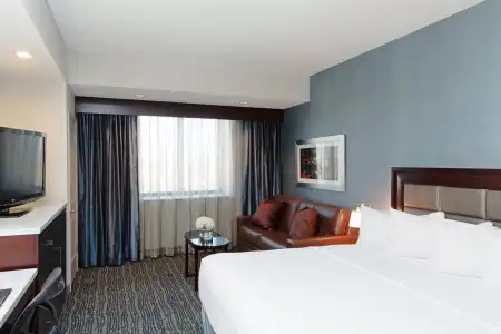 Crowne Plaza Springfield by IHG - 6
