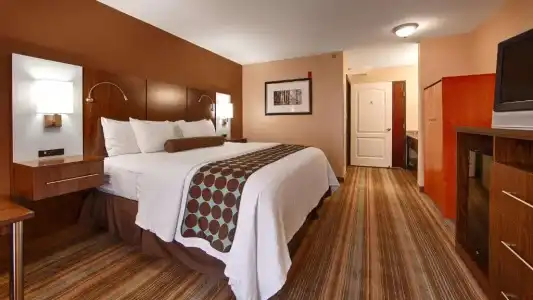 Best Western Plus Gen X Inn - 26