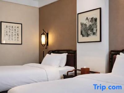 Lijiang Huama - 43