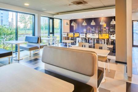 B&B Frankfurt-Airport - 32