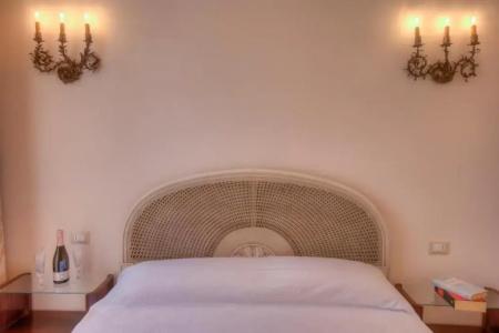 Rome Charming Suites - 54