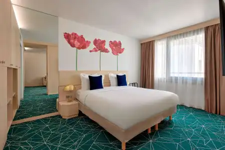 Golden Tulip Warszawa Centrum - 100