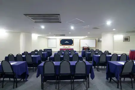 Coral Bay Resort - 11