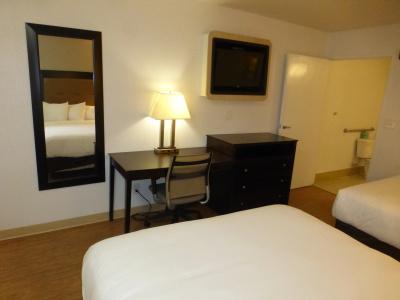 Red Roof Inn Houston – Jersey Village - 4