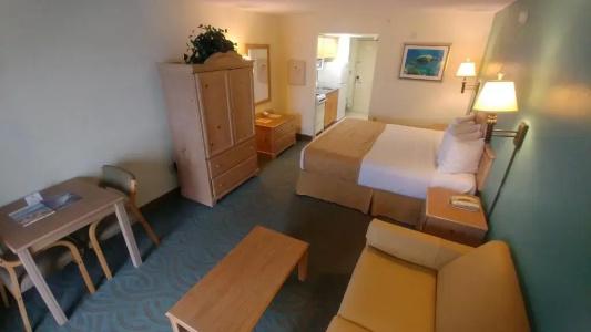 Tropical Winds Resort - 118