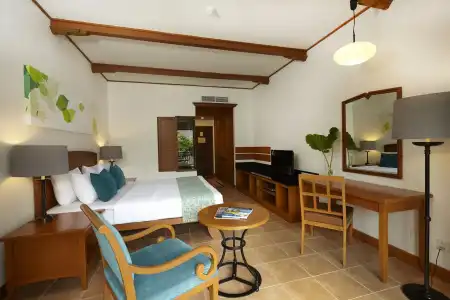 Woodlands & Resort - 10
