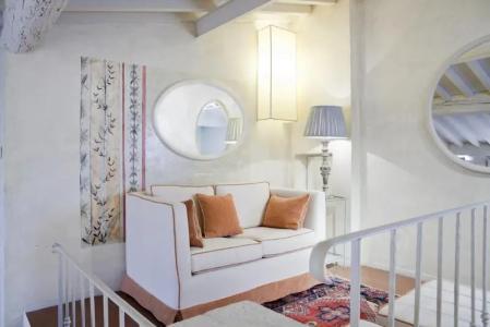 J and J Historic House - 29