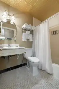 Nicollet Island Inn - 59