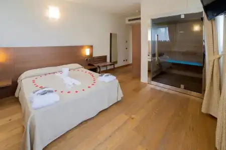 Lovere Resort & Spa - 9