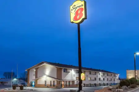 Days Inn by Wyndham Bismarck - 10