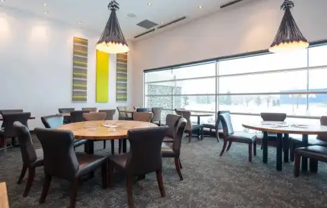 Sandman & Suites Calgary South - 19