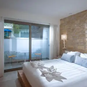 Mary & Mary Royal Suites - 37