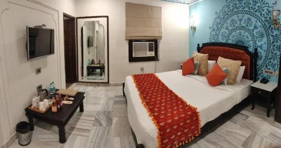 Laxmi Palace Heritage Boutique - 85