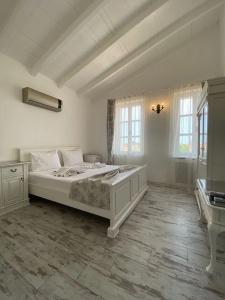 Alacati Roka Tas Otel - 75