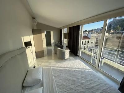 24K Athena Suites - 5