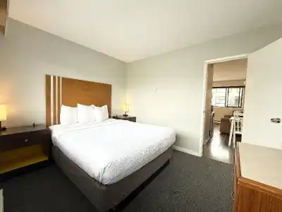 Departure Bay Motel - 54