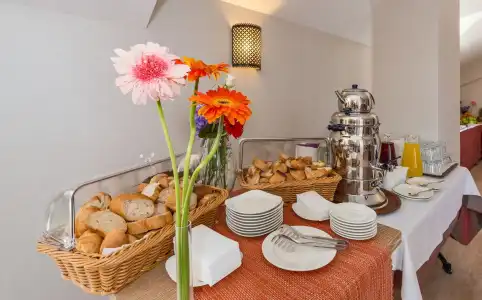 Aybar & Spa - 10
