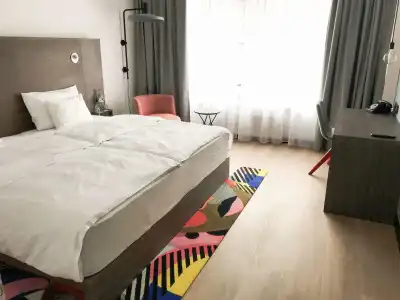 Pentahotel - 2