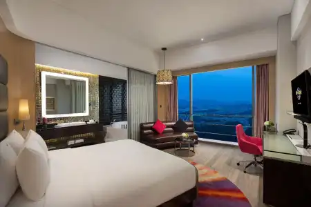Hard Rock Shenzhen - 3