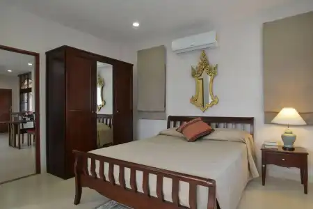 The Golden Wells Residence - 23