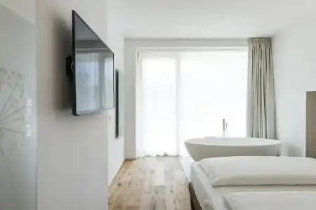 Garda Lake Suite - 82