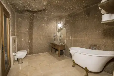 Hera Cave Suites - 7