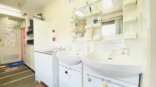 GUEST HOUSE B's Five II - Hostel - 85