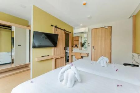 Sky Wave Patong - 57