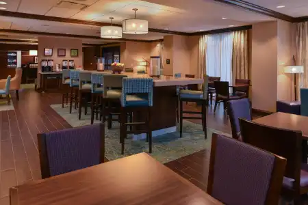 Hampton Inn Omaha Midtown-Aksarben Area - 21