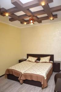 GuestHouse Crown of - 25
