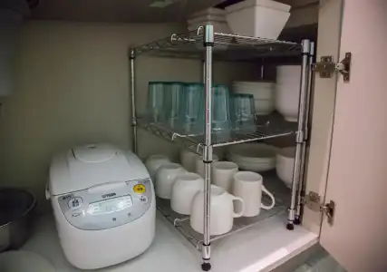 Seawall Hostel - 22