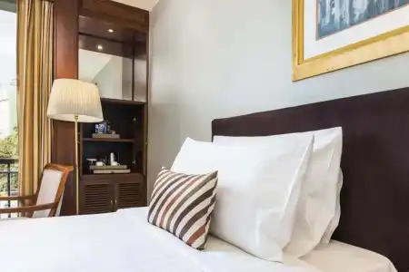 Chatrium Royal Lake Yangon - 183