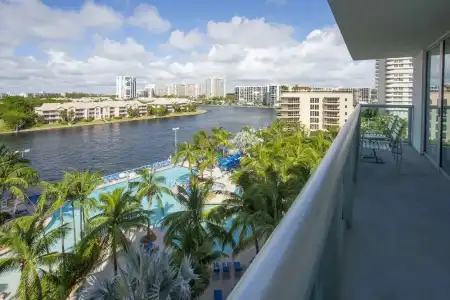 Doubletree Resort by Hilton Hollywood Beach - 49