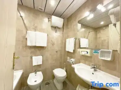 Central Wellness - 150